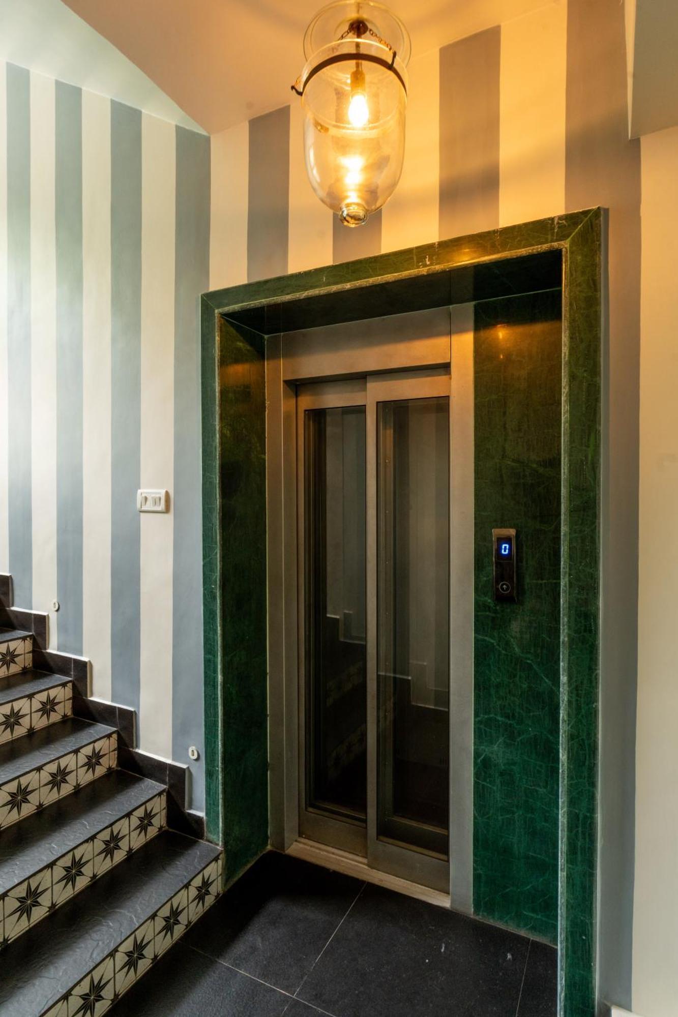 Elivaas 5 Bhk With Pvt Pool, Entertainment Room & Glass House - Bludoor Marmagao Exterior photo